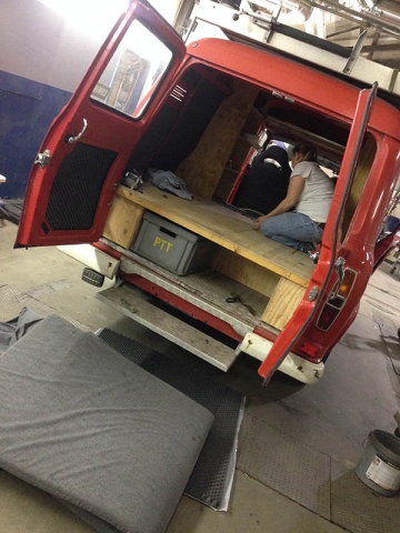 Transitmk1bettbau 640x480 - Ausbau Van /  Van Conversion