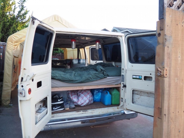 packed and ready to go 1024x768 640x480 - Ausbau Van /  Van Conversion