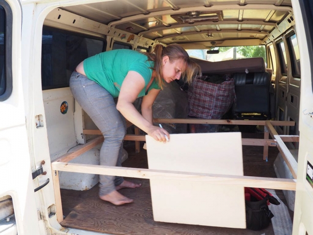 passt das 1024x768 640x480 - Ausbau Van /  Van Conversion